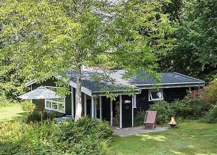 1607-vejby-laerkebakken-8 * Vejby